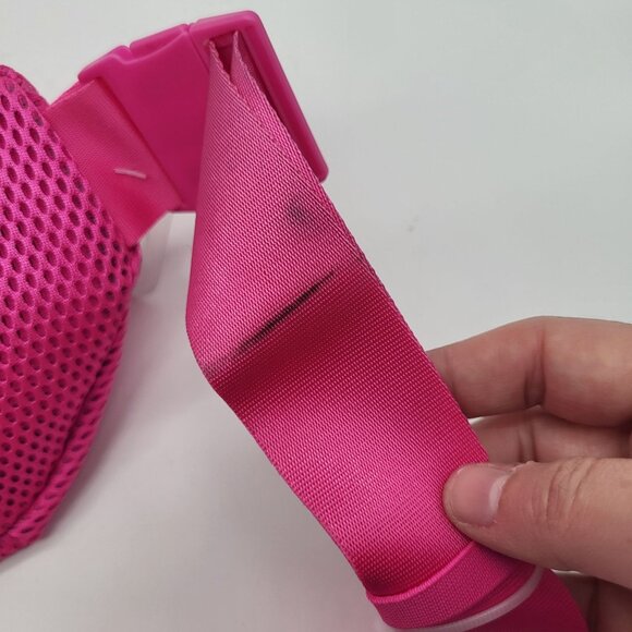 GAIAM Performance Air Mesh Commuter Fanny Pack Belt Bag Hot Pink Barbiecore - Picture 6 of 10